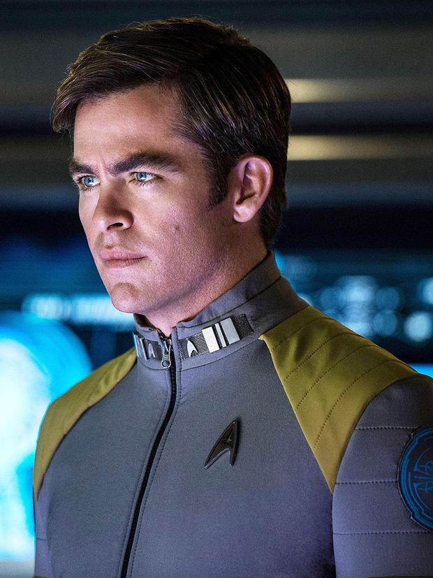 Nam thần Wonder Woman Chris Pine như ông lão U70-5