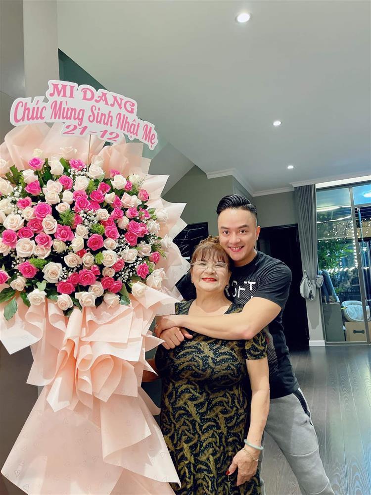 Cao Thái Sơn kỳ công tổ chức Valentine đánh úp cho mẹ ruột-7