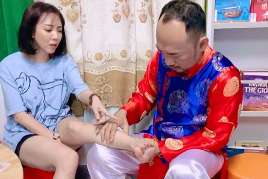 'Hoa hậu hài' Thu Trang hé lộ hôn nhân với Tiến Luật