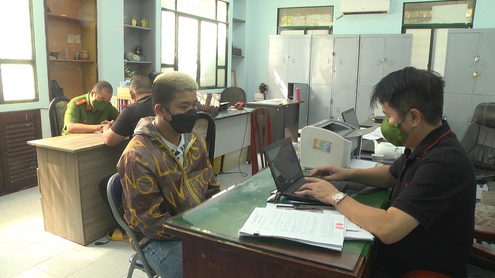 Diễn biến vụ nhóm thanh niên cầm hung khí hỗn chiến ở TP.HCM-2