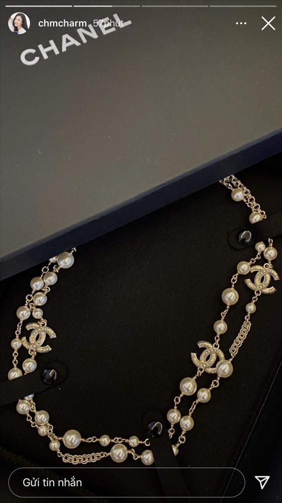 Đếm ngược Valentine: Vợ chồng tỷ phú gốc Việt tranh thủ khoe kim cương-10