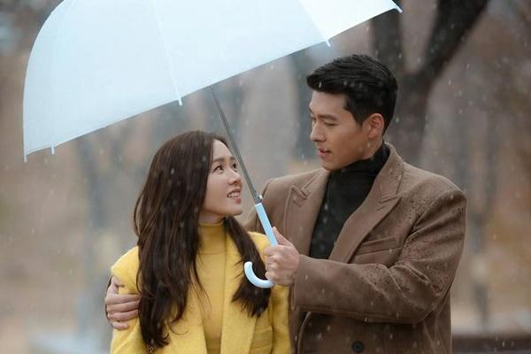 Thông tin Hyun Bin và Son Ye Jin kết hôn nhanh chóng trở thành tâm điểm của truyền thông Hàn Quốc và Châu Á.