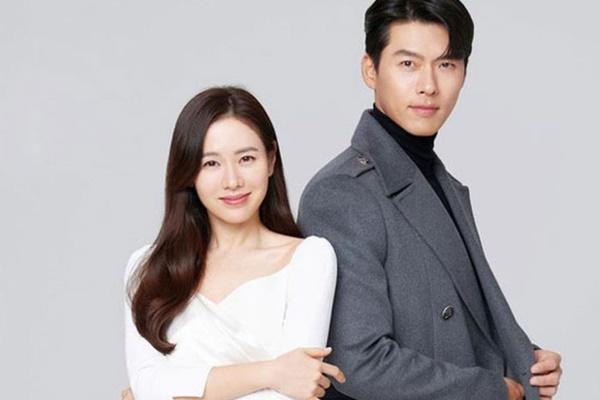 Trước những đồn đoán của truyền thông, Hyun Bin và Son Ye Jin vẫn một mực khẳng định họ chỉ là đồng nghiệp, bạn bè thân thiết trong làng giải trí.