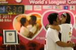 Thái Lan kêu gọi người dân đeo khẩu trang khi quan hệ tình dục ngày Valentine
