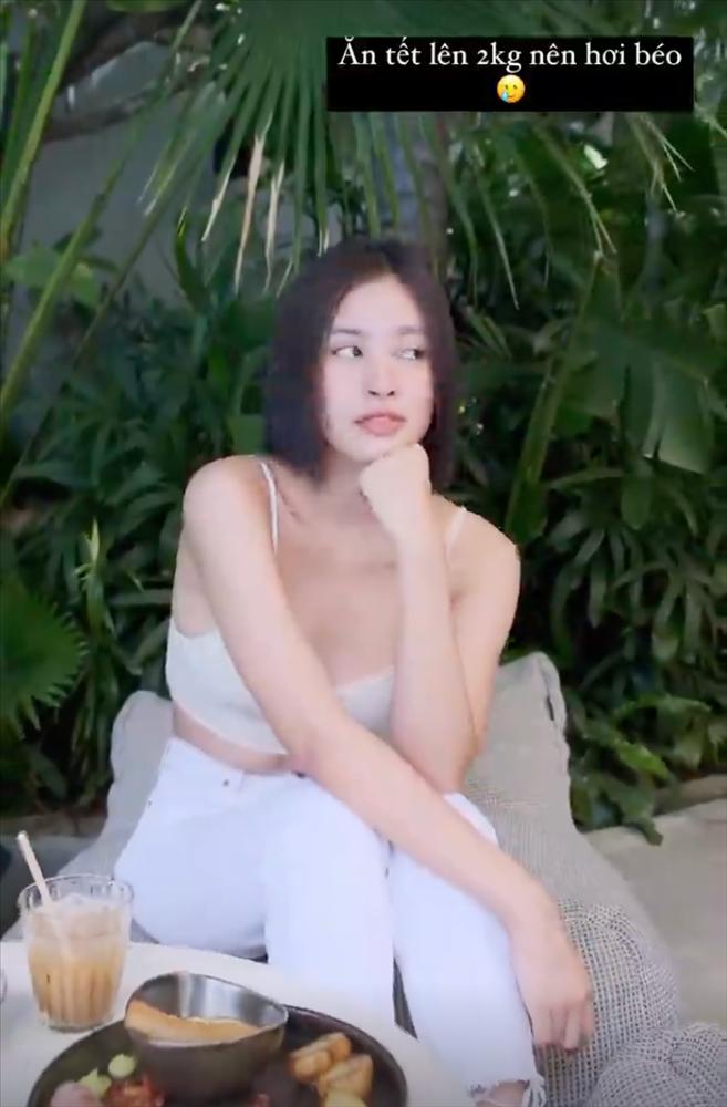 Mỹ nhân độc thân Vbiz rủ nhau mặc bikini dịp Valentine-10