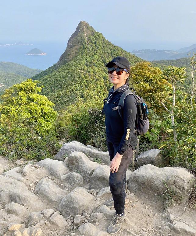 Chung Sở Hồng sống cô độc, dung mạo ra sao ở tuổi 62?-5