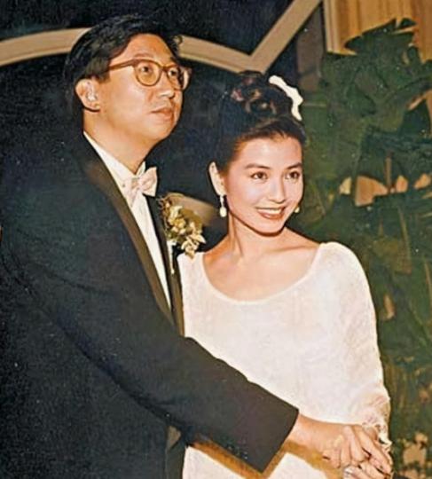 Chung Sở Hồng sống cô độc, dung mạo ra sao ở tuổi 62?-8