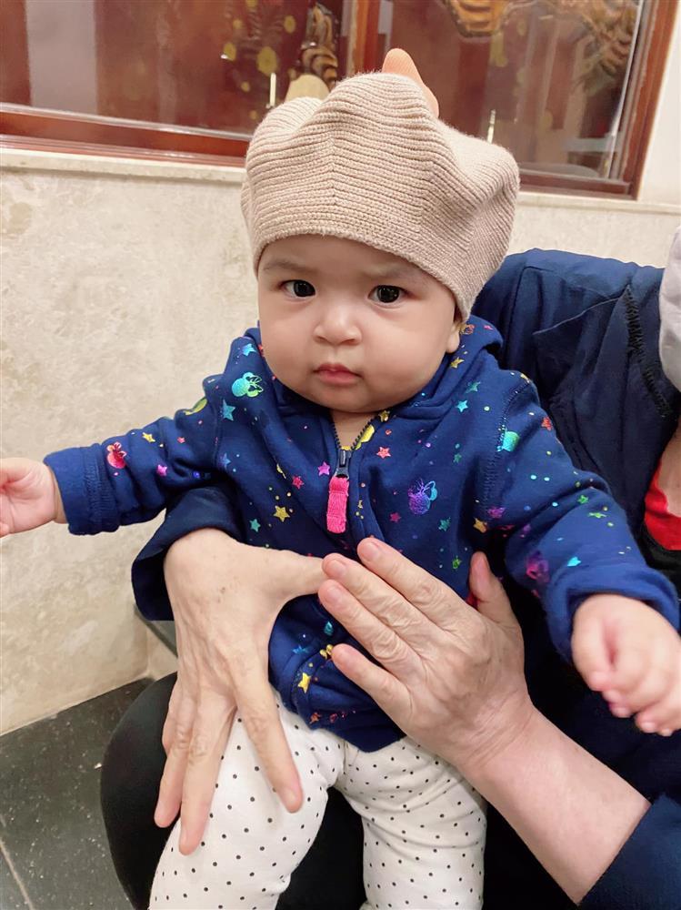 Võ Hạ Trâm không có hoa lẫn quà Valentine, lý do là gì?-5