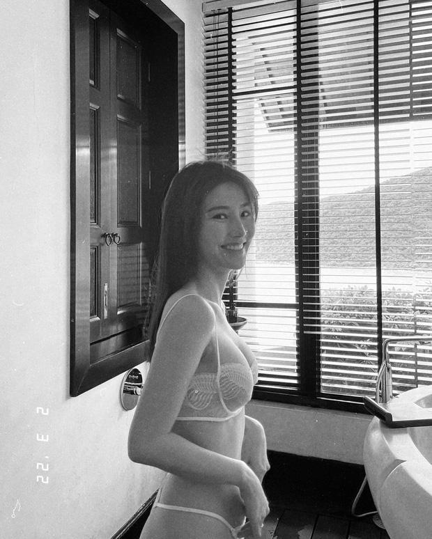 Diễm My 9x: Khai xuân underwear mỏng tang, quá khứ bán nude-1