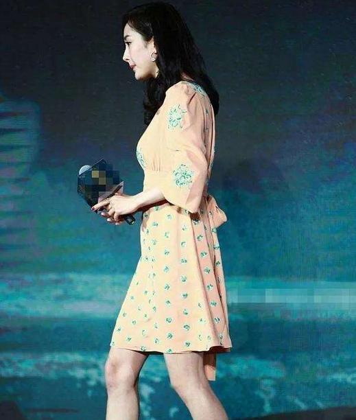 Dương Mịch, Thái Thiếu Phân và dàn sao Cbiz bị chê gù lưng-6