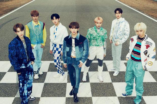 Cả nhóm nhạc có idol người Việt Hanbin đều dương tính với Covid-19-2