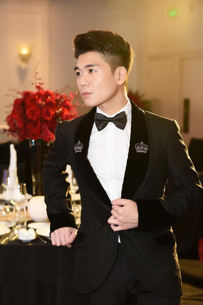 Khoe tài kinh doanh, con trai bầu Hiển bị săm soi ngoại hình-5