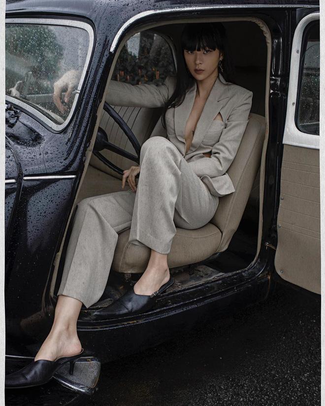 Trật nhịp tim vì khoảnh khắc như cởi trần của Phí Phương Anh-6