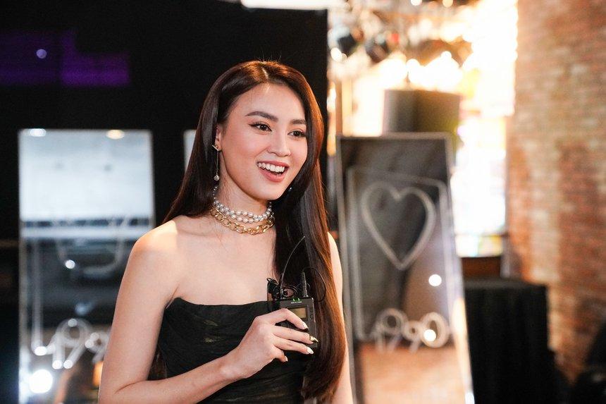 Cuộc đua đầu năm của dàn mỹ nhân Lan Ngọc, Minh Hằng-1