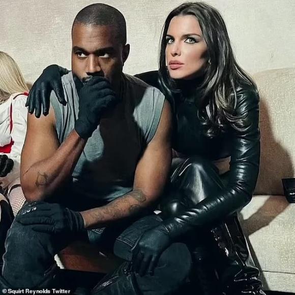 Rộ tin Kanye West chia tay bạn gái mới - diễn viên Julia Fox?-2