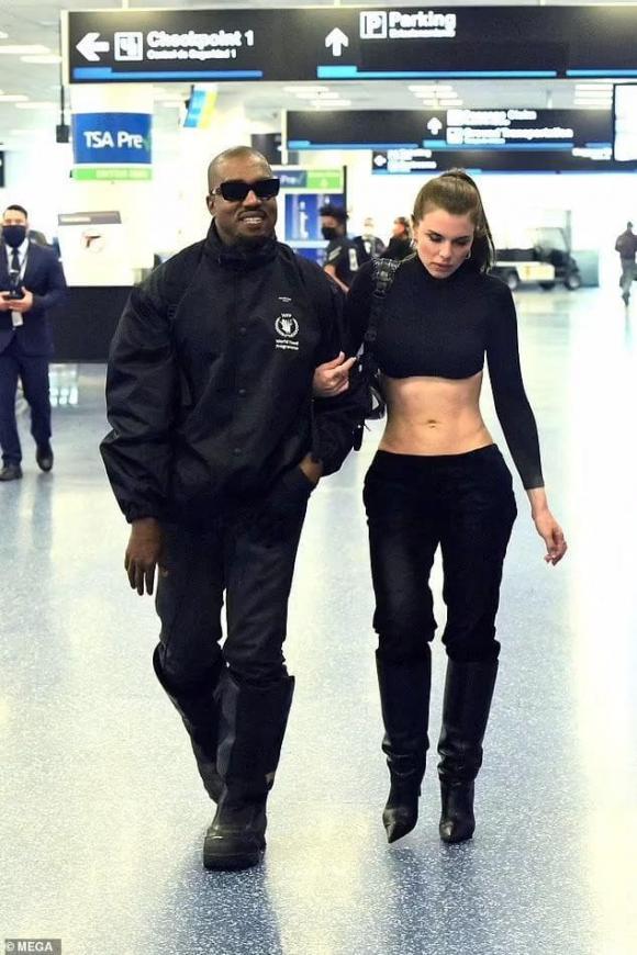 Rộ tin Kanye West chia tay bạn gái mới - diễn viên Julia Fox?-3