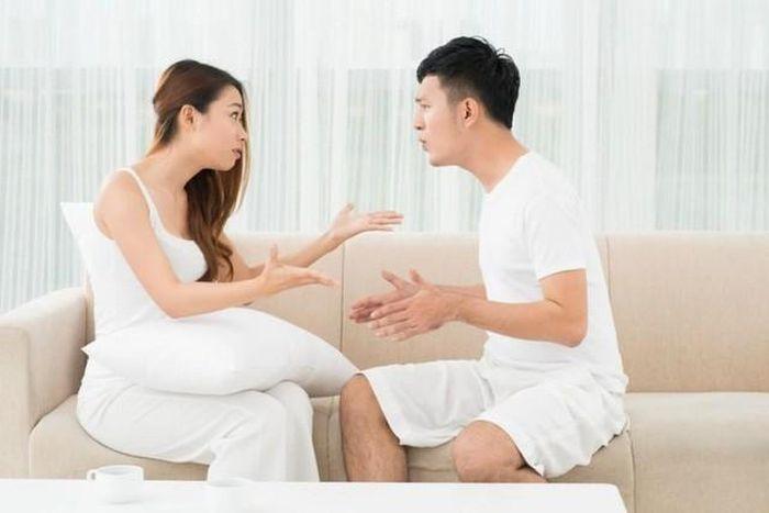 Chồng tặng quà Valentine cho vợ, chưa kịp mừng anh đã báo tin dữ-1