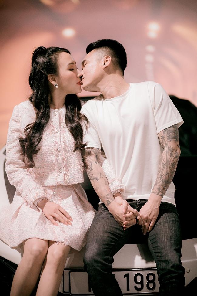 Khắc Việt đưa vợ vào MV kèm loạt câu thả thính ngọt sâu răng-4