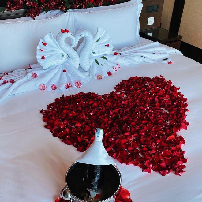 Tổng kết Valentine 2022: Quà nhỏ nhưng cẩu lương chất lượng-5