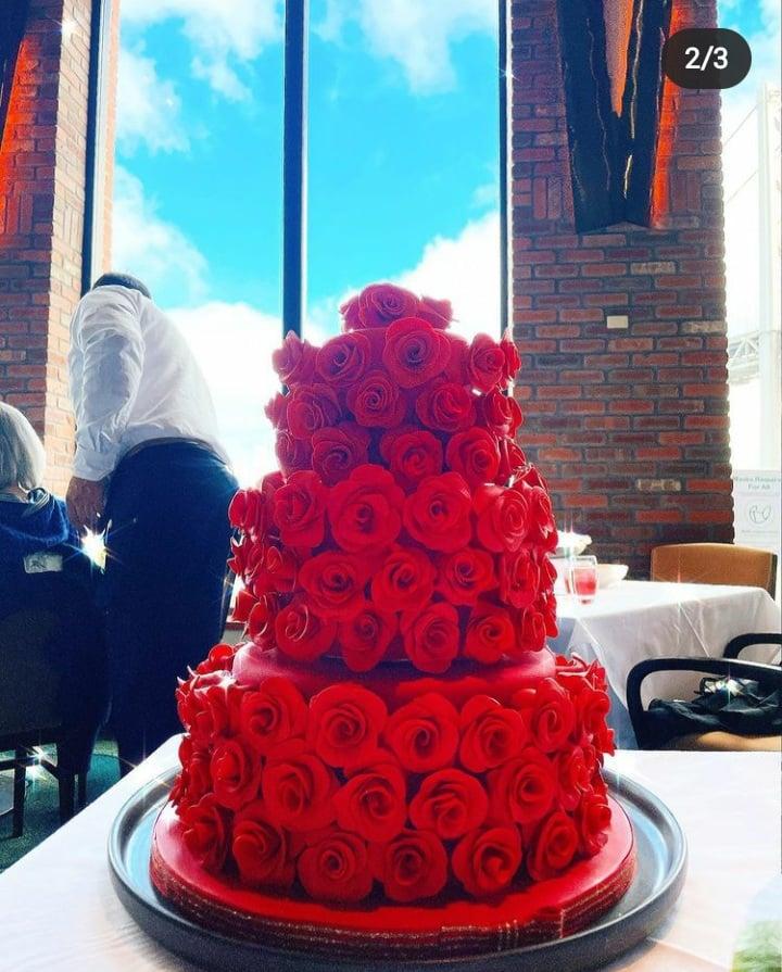 Chồng Phạm Hương chơi tới bến ngày Valentine-2