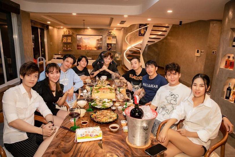 Choáng ngợp ngóc ngách penthouse 22 tỷ của Ngô Kiến Huy-11