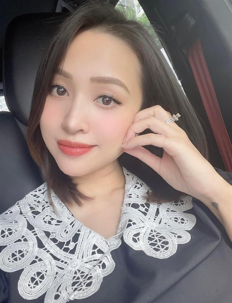 Vân Hugo bị chồng đại gia chỉnh lưng chỉ vì 1 câu hát-1