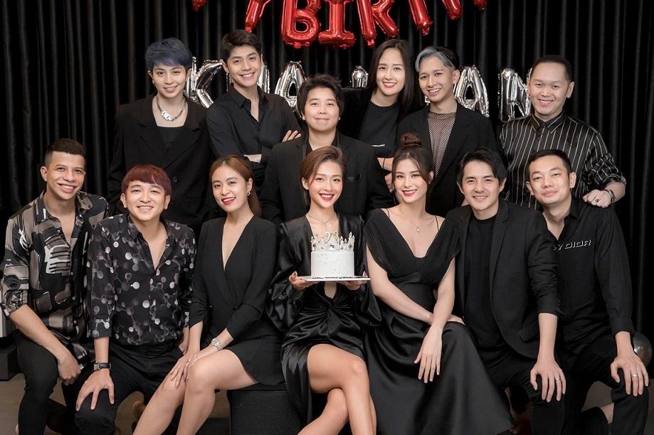 HOT: Một ngôi sao đình đám Vbiz sắp lên xe hoa?-12