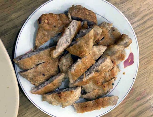 Bắt con cá ngừ siêu to, nuôi cặp bò khổng lồ: Trúng đậm đầu xuân-1