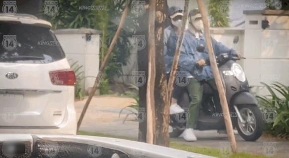 Sơn Tùng từng nói không thích đi xe máy nhưng lại chở Hải Tú mua bánh chưng-6