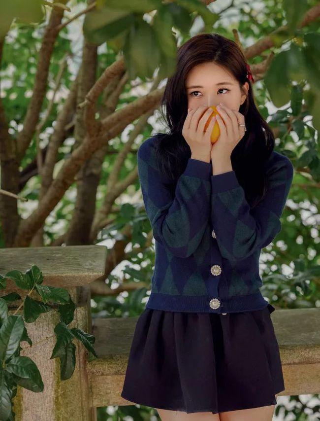 Triệu Lộ Tư khoe nhan sắc nữ thần đốn tim fans-9