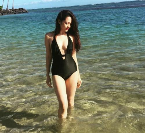 Vòng 1 của Bảo Anh tiêu biến vì sụt cân quá đà-8