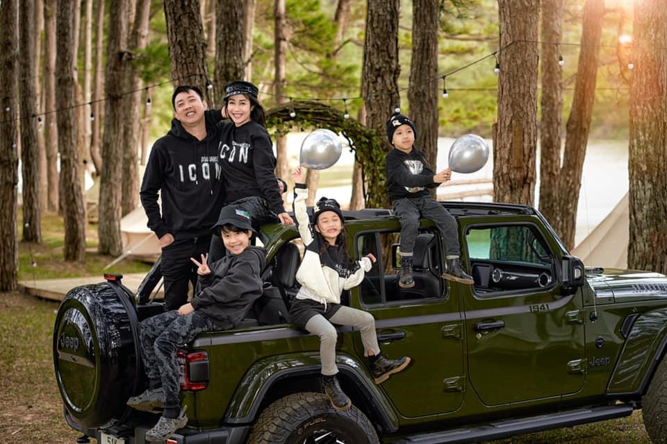 Ốc Thanh Vân chúc mừng sinh nhật ông xã Trí Rùa, khép lại tin sao Việt.