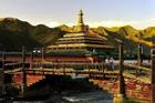Khám phá tu viện hơn 300 tuổi ở Tây Tạng