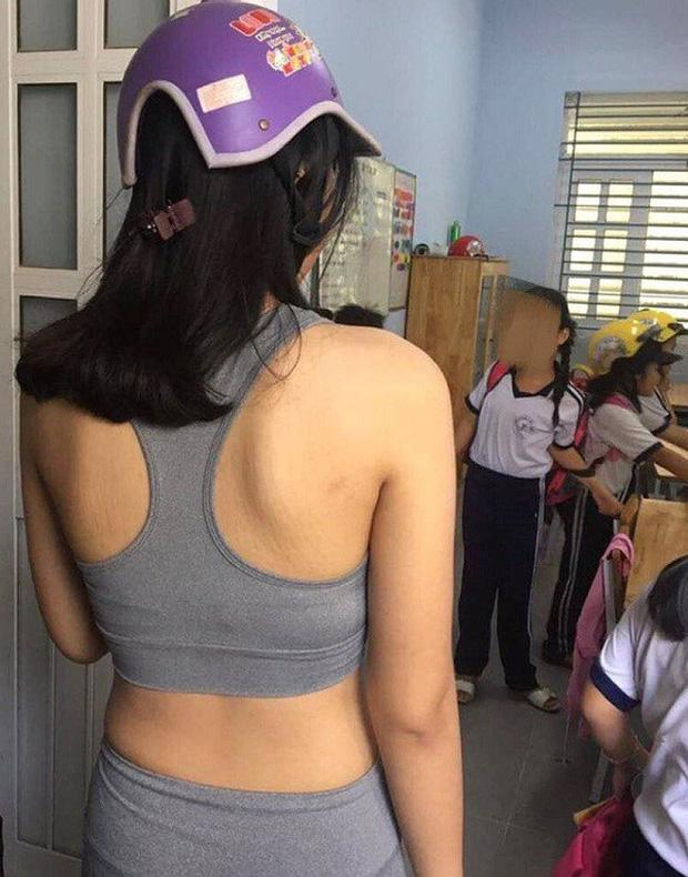 Đi đón con mà ăn mặc như thế này là đúng hay sai?-2