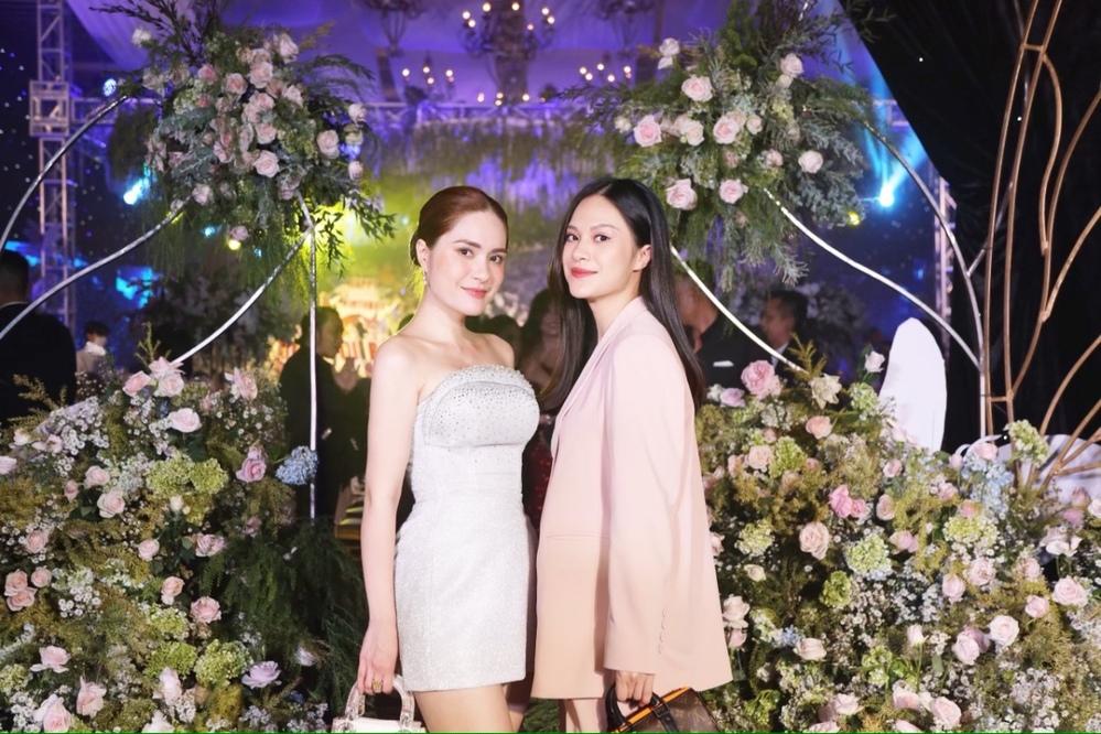 Hé lộ về người mẹ ruột cực XỊN của đại gia Đoàn Di Băng-6