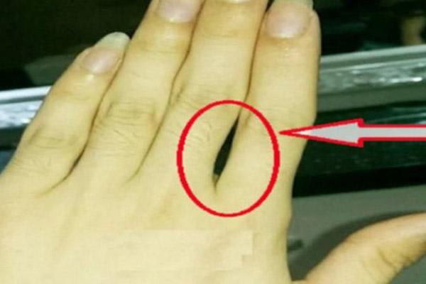 5 nét tướng phụ nữ vượng phu, hỗ trợ chồng mọi mặt tiền tài, địa vị-3