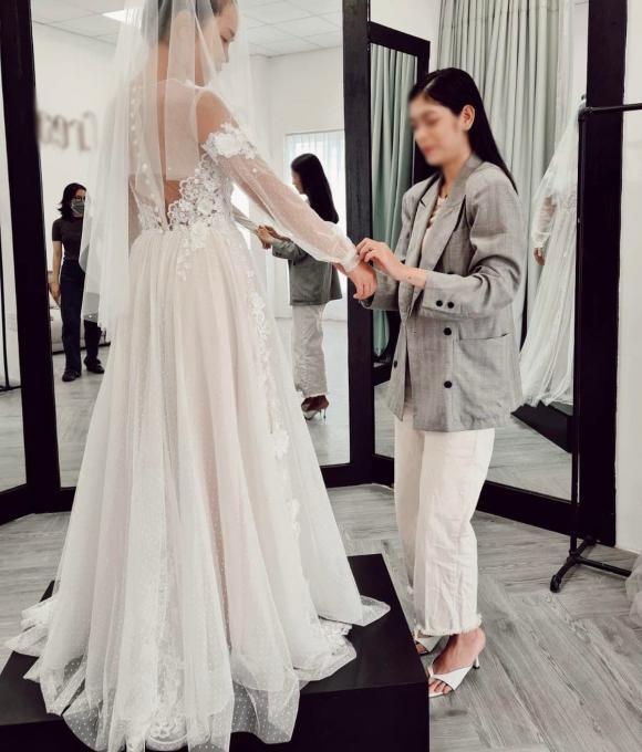 Em gái Hà Anh khám tâm thần trước khi lấy chồng Tây-7