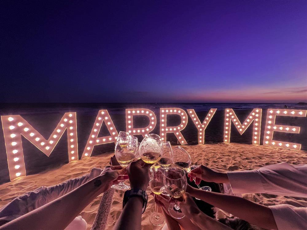 Phạm Quỳnh Anh đặt điều kiện gì cho trai trẻ vừa cầu hôn?-2