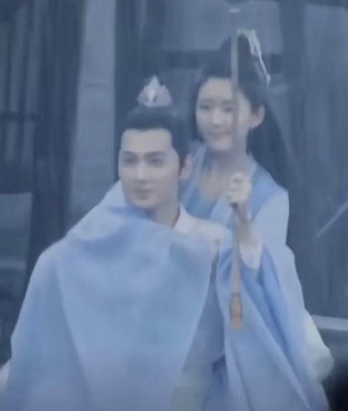 Dương Dương lãng mạn với Triệu Lộ Tư giữa tin đồn hẹn hò-4