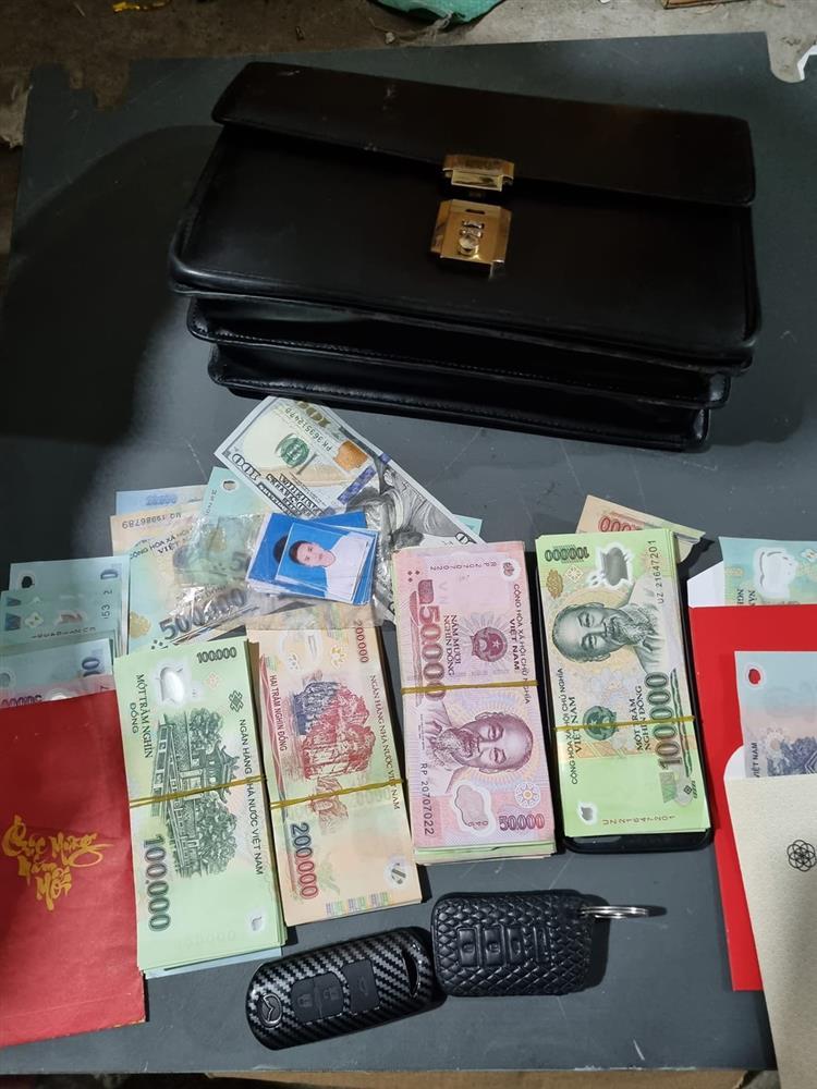 Nhặt cặp da đựng gần 100 triệu, người đàn ông quyết định dứt khoát-2