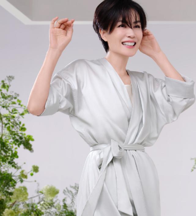 Body Vương Phi ra sao mà khiến Tạ Đình Phong mê mẩn?-2