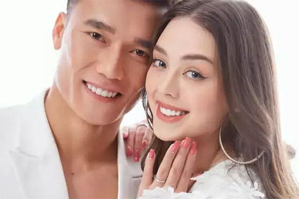 Thủ môn Bùi Tiến Dũng và bạn gái mẫu Tây đám cưới?-4