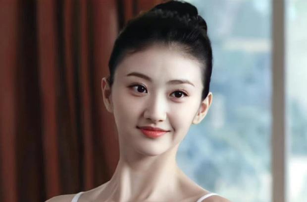 Cô gái trên bịch giấy ướt phổ biến khắp Việt Nam chính là Đệ nhất mỹ nhân Bắc Kinh-2