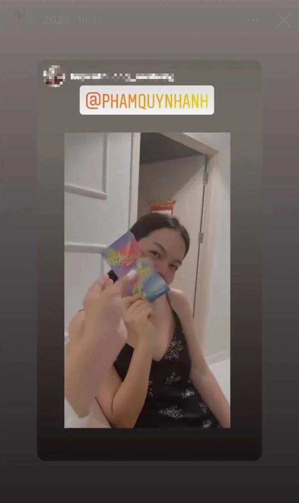 Hóa ra Phạm Quỳnh Anh đã lộ dấu hiệu bầu bí từ lâu mà không ai hay?-4