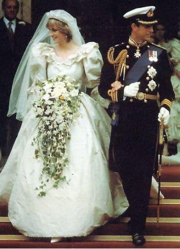 Ảnh Thái tử Charles và Công nương Diana ẩn chứa cùng lời nói dối-4