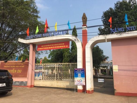 Nam sinh lớp 9 bị đâm chết trước cổng trường có mâu thuẫn với bạn cùng khối-4