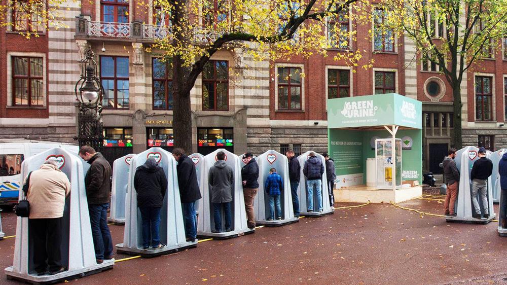 Những kiểu nhà vệ sinh công cộng có một không hai, kỳ lạ nhất toilet lộ thiên giữa phố-5