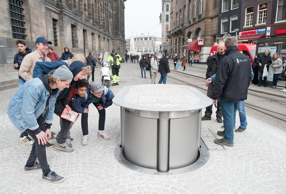 Những kiểu nhà vệ sinh công cộng có một không hai, kỳ lạ nhất toilet lộ thiên giữa phố-6