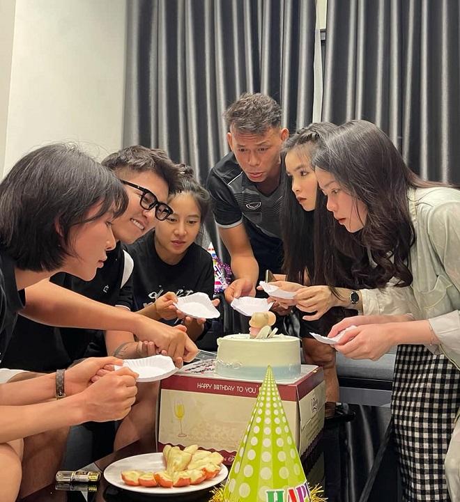 Tình cũ Quang Hải lộ ảnh thân thiết thủ môn Bùi Tấn Trường-2