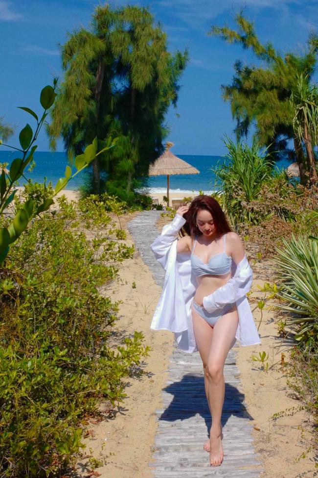 Mai Phương Thúy, Lý Nhã Kỳ khổ sở vì vòng 1 quá khủng-18